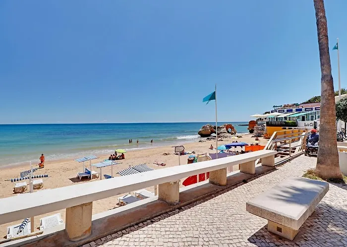 1 By Homing Апартаменты *