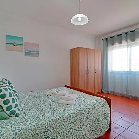 1 By Homing Apartament