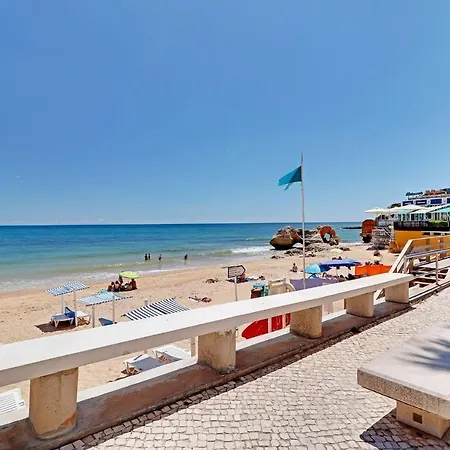 1 By Homing Апартаменты *